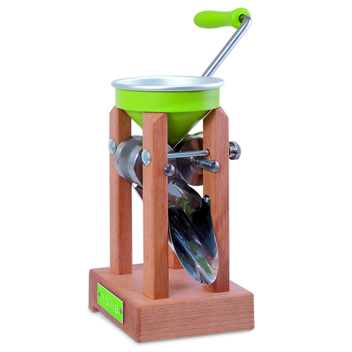 115180 Eschenfelder novia Korn-Quetsche Trichter grn