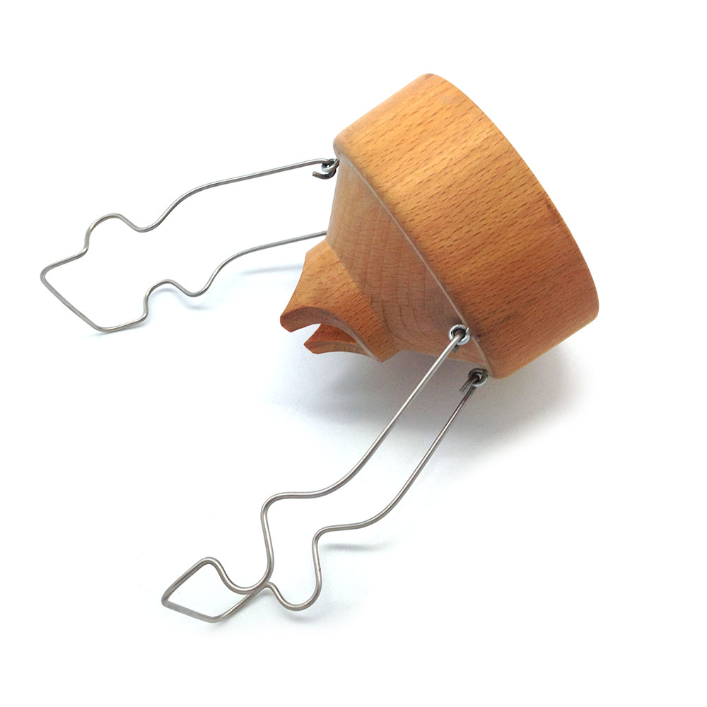 724006 Holztrichter für Wandkornquetsche